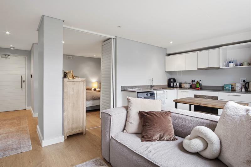 1 Bedroom Property for Sale in Claremont Upper Western Cape